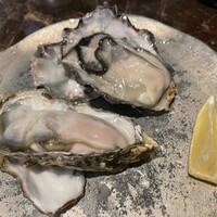 ビストロ クレスタ 麻布十番 - 夫と娘は生牡蠣