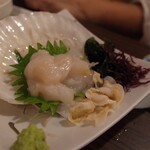 宮城直送 かきほや飛梅 - 殻付き帆立刺し