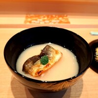 御料理 心馬 - ⚫「鮎と胡麻豆腐の白味噌椀」
