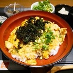 鶏匠庵 - ふわとろ特製親子丼 三河鶏 980円。