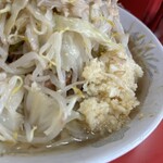 ラーメン二郎 - ズームイン若き血