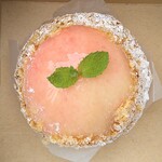 田口氷菓店 - お隣の桃のタルト