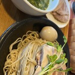 中華蕎麦 はざま - 麺アップ