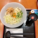 粉の蔵 - 奥久慈卵と納豆の釜玉うどん