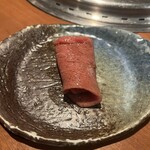 生粋 - シルクロース。小さなご飯をクルンと巻いて食べます。