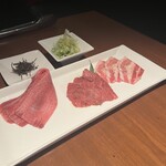 生粋 - 右側は豚肉。