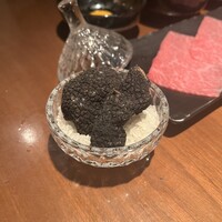 生粋 - 目の前でトリュフをスライスしてくれます。