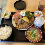 なか里 - ズワイガニと鳥のスティック唐揚げ定食　850円