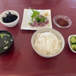 あらさき亭 - ご飯、汁物、ひじき、香物