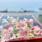 みなと市場 小松鮪専門店 - 酒田港と小松まぐろ刺し身✨