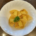 点心・中華 春夏秋冬 - スモークチーズの揚げワンタン