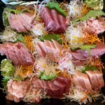 みなと市場 小松鮪専門店 - 大間まぐろ刺し身