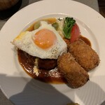 洋食クアトロ - 