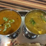 ヴィントゥナ ダイニングアンドバー - チキンカレー、ダル