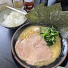 横浜家系ラーメン なるは家