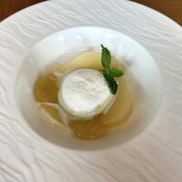 DINING & BAR TABLE 9 TOKYO - 