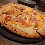 800°DEGREES ARTISAN PIZZERIA - 