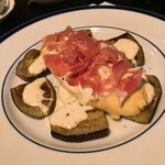 山下食堂 - 茄子のソテーとオムレツ　パルミジャーノのクリーム