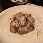 山下食堂 - 豚肩ロースのロースト　ゴルゴンゾーラソース