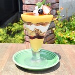 クリームブリュレパフェ