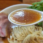 極汁美麺 umami - スープと