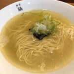 麺屋 鶏ノ湯 - そうめんのような細麺は初めてポキポキ、終盤は鶏出汁を吸って旨み倍増！