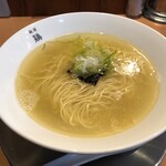 麺屋 鶏ノ湯 - 鶏かけソバ680円税込鶏油が美しい！