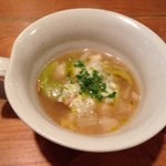 Menya - ランチのスープ