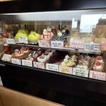 志をじ - ケーキショーケース