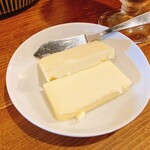 ビストロ カフェ デリ ポキナ369 - バター
