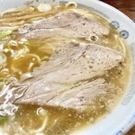 チーナン食堂 - ラーメン（700円 2024年7月）　チャーシュー美味