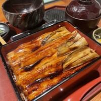 銀座 玉ゐ - いかだ箱めし。ご飯普通。