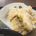 ヨコクラうどん - ゲソ天（カットして戴けます）