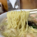 上海楼 - えびうま煮そばの麺