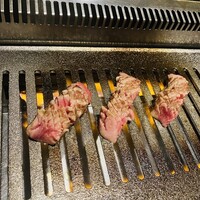 黒毛和牛焼肉 虎斑 北新地店 - 