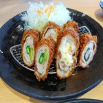 とんかつ神楽坂さくら - 彩り巻きカツ定食