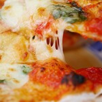 ピッツァ＆パスタ スターダストガーデン - マルゲリータ