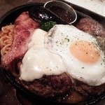 STEAK&HAMBURG ひげ - 友達のチャレンジザトリプル