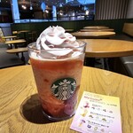 スターバックスコーヒー - オレンジ、ストロベリーホイップ、パッションティー