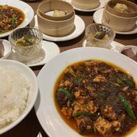 正宗広東私房菜サワダ 梅田エスト店 - 