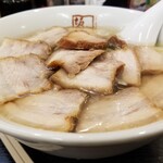 喜多方ラーメン 坂内 - 塩の焼豚ラーメン。