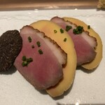 シェ・イノ - ライトスモークした鴨のフォワ・グラ