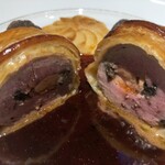 シェ・イノ - 仔羊のパイ包み焼き・マリア カラス風