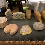 シェ・イノ - 世界のチーズ10種