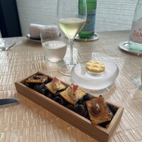 ベージュ アラン・デュカス 東京 - 