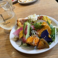 Tsuchi 農園野菜とチーズ料理 - 