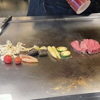 傳火 鉄板焼 - 鉄板焼