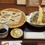 戸隠奥社前食堂 なおすけ - 