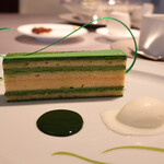 ASAHINA Gastronome - 【デザート】・抹茶&マスカルポーネ
      香り高い愛知県西尾産の抹茶をふんだんに使用したオペラキルシュの香り、ソルベマスカルポーネ