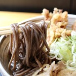 肉そば藤七 - 麺リフト